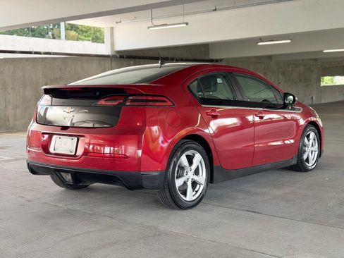 Used 2012 Chevrolet Volt Premium w/ Premium Trim Package FWD image 5