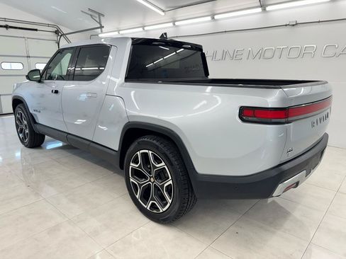 Used 2025 Rivian R1T Adventure AWD/4WD image 7
