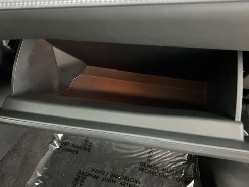 Used 2023 Toyota Highlander LE image 35