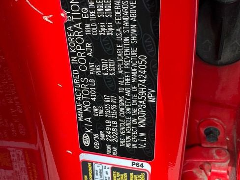 Used 2017 Kia Soul + FWD image 20