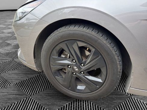 Certified 2023 Hyundai Elantra SEL FWD image 14