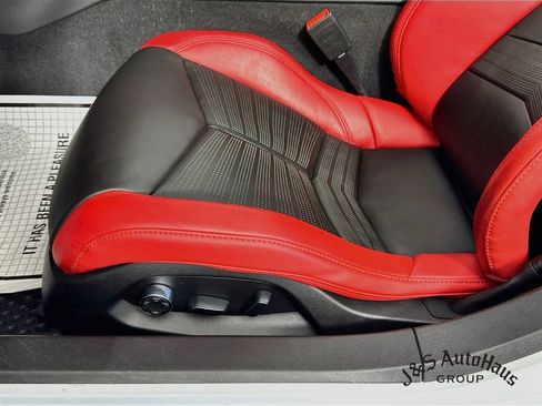Used 2021 Chevrolet Corvette Stingray Premium Cpe w/ Z51 Performance Package RWD image 26