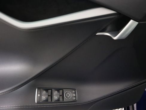 Used 2018 Tesla Model S 75D image 24