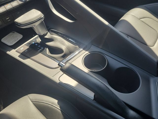 New 2026 Hyundai Elantra SEL Sport FWD image 16
