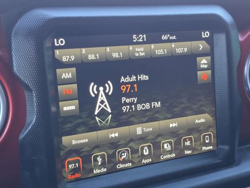 Used 2018 Jeep Wrangler Unlimited Rubicon image 23