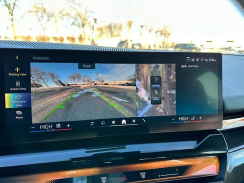 Used 2025 BMW i5 xDrive40 image 22