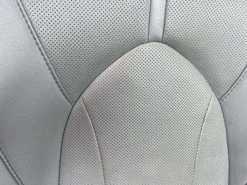 Used 2021 Toyota Highlander Limited image 42