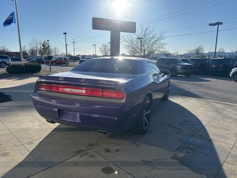 Used 2013 Dodge Challenger R/T image 5