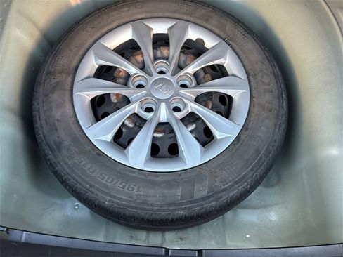 Used 2021 Kia Forte Sedan image 18