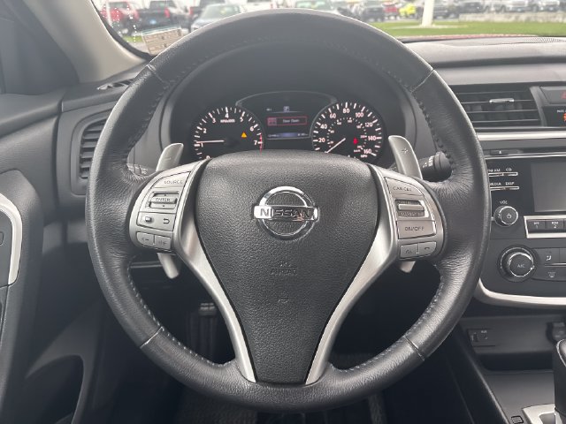 Used 2016 Nissan Altima 2.5 SR FWD image 14