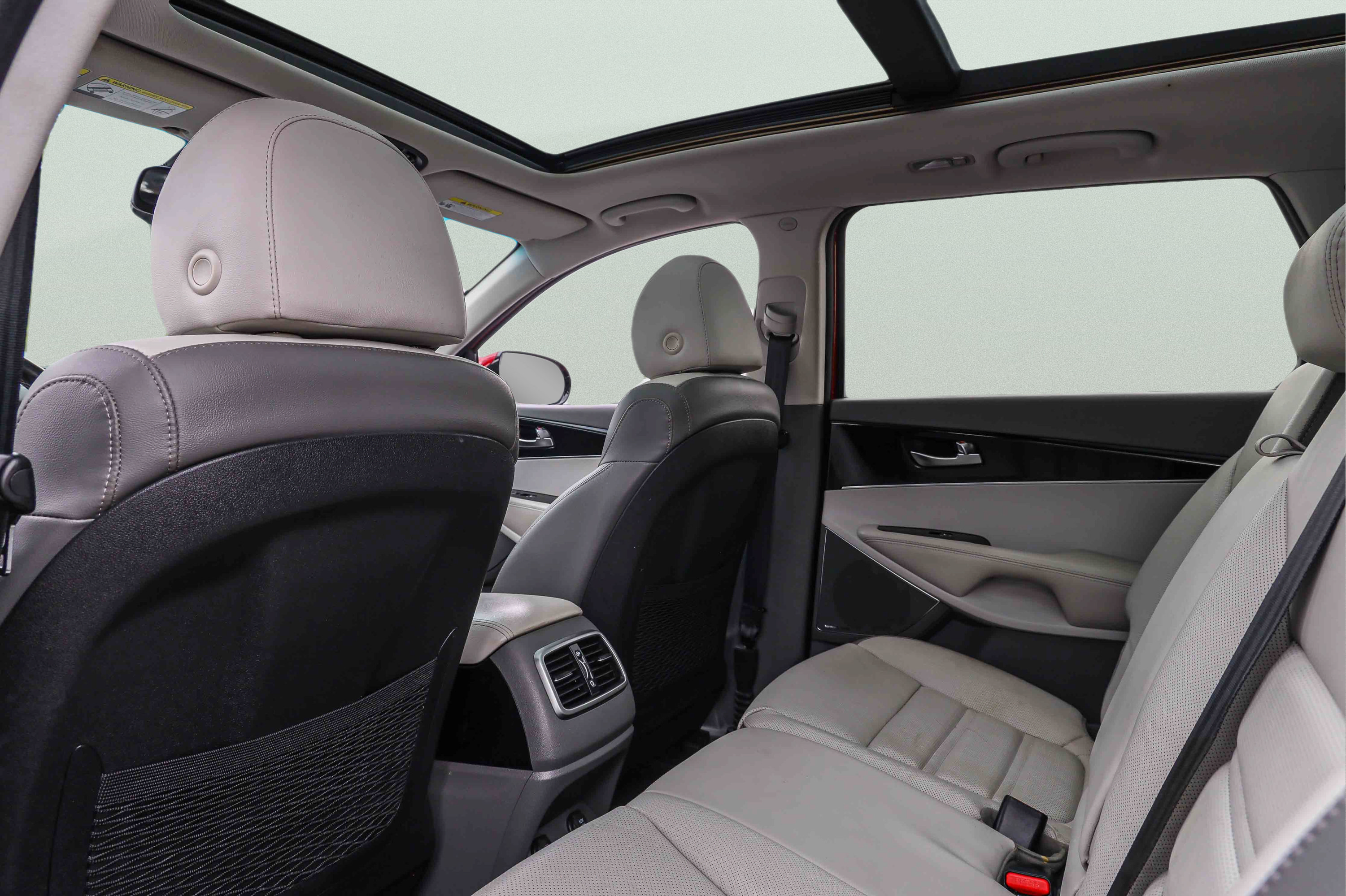 Used 2020 Kia Sorento SX AWD/4WD image 23