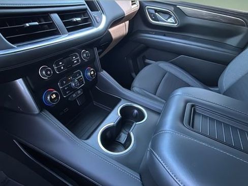 Used 2024 Chevrolet Tahoe LS AWD/4WD image 14