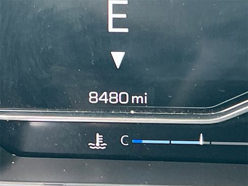 Used 2024 GMC Sierra 1500 SLT image 27