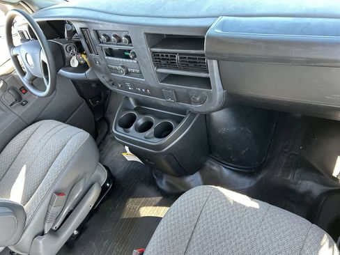 New 2025 GMC Savana 2500 w/ Driver Convenience Package image 27