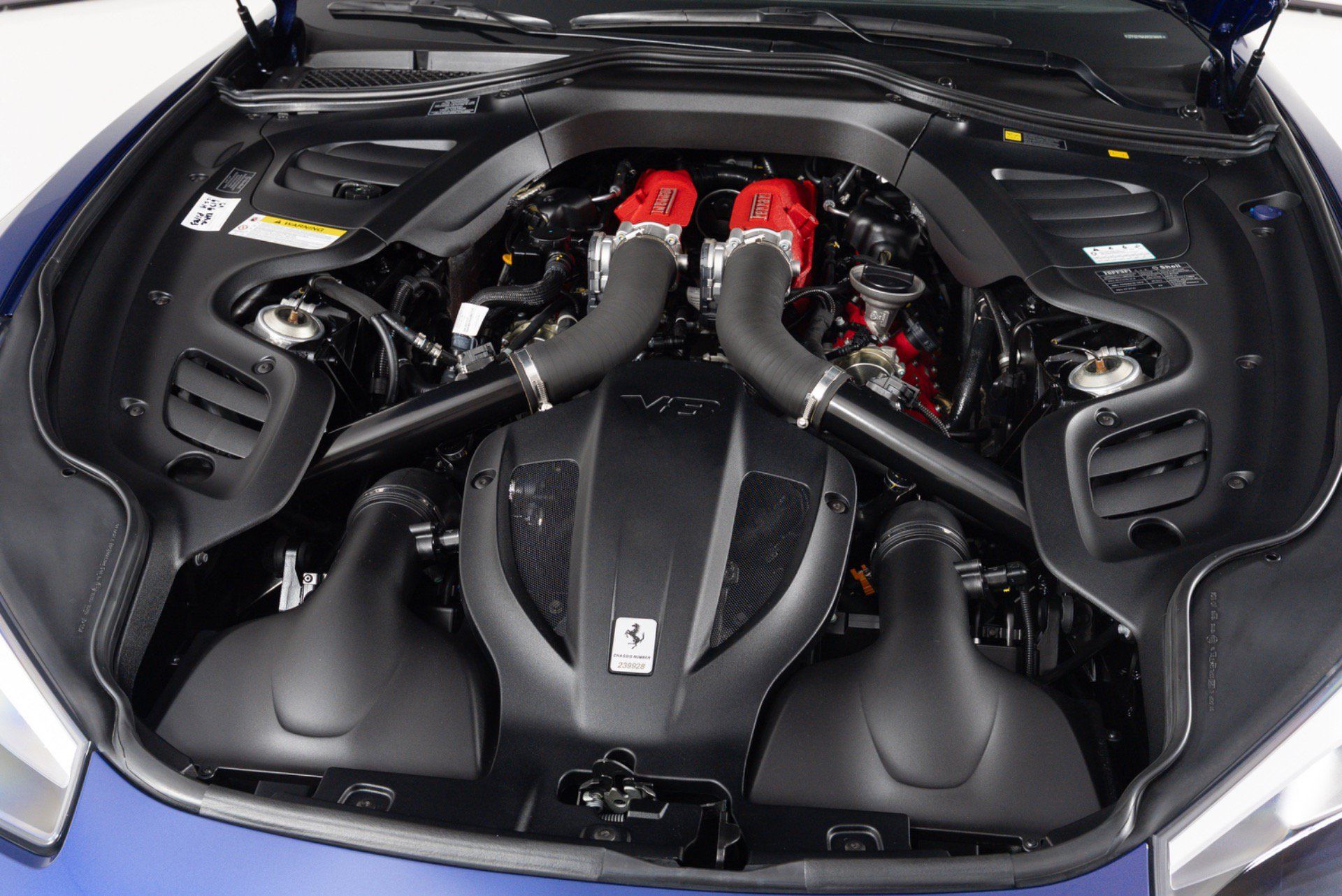 Used 2019 Ferrari GTC4Lusso T RWD image 49