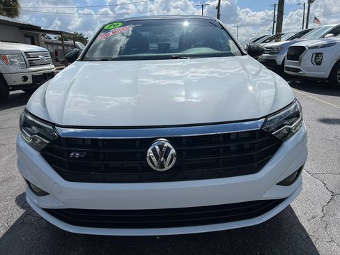 Used 2019 Volkswagen Jetta R-Line FWD image 3