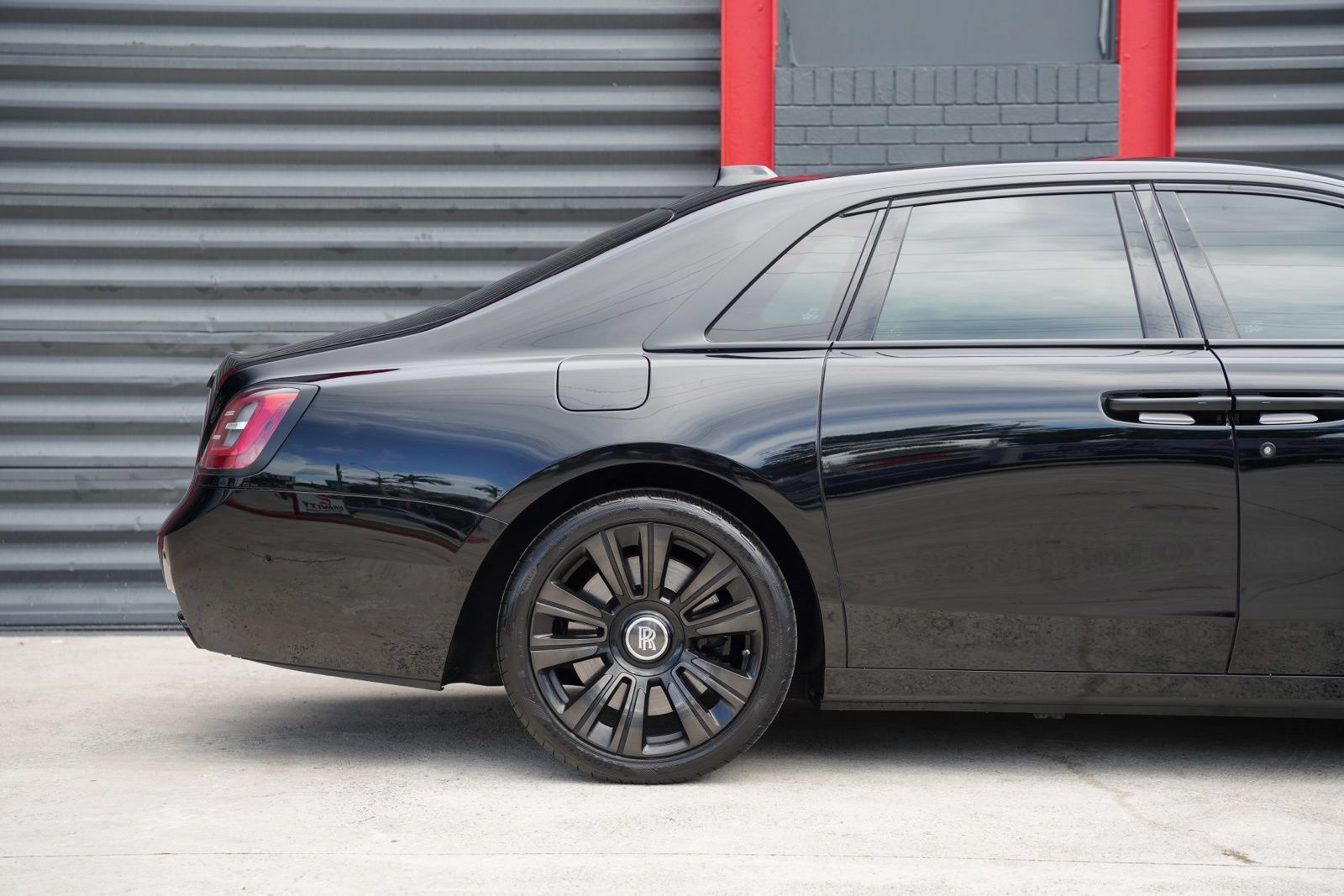 Used 2022 Rolls-Royce Ghost w/ Ghost Package AWD/4WD image 5