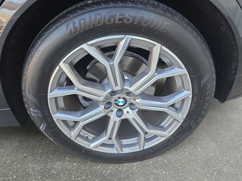Used 2025 BMW X7 xDrive40i AWD/4WD image 32