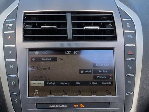 Certified 2019 Lincoln MKZ Reserve w/ Luxury Package FWD image 17