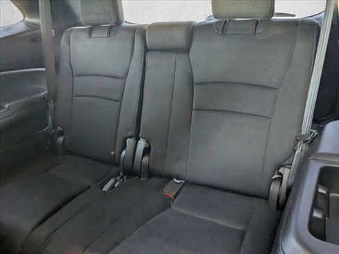 Used 2022 Honda Pilot Sport image 18