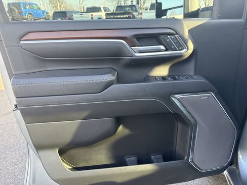 Used 2024 GMC Sierra 2500 Denali w/ Max Trailering Package image 21