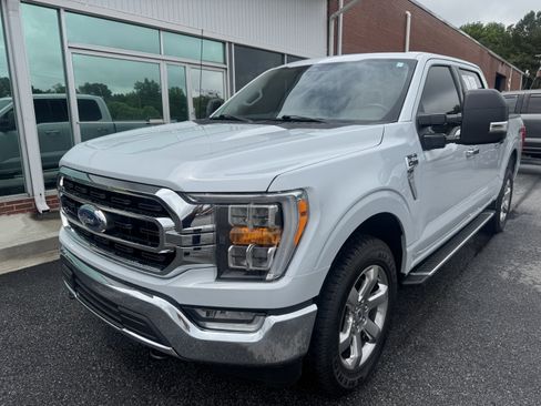 Used 2022 Ford F150 XLT w/ Equipment Group 302A High AWD/4WD image 5