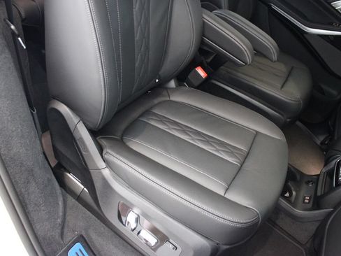 New 2027 BMW X7 M60i AWD/4WD image 23