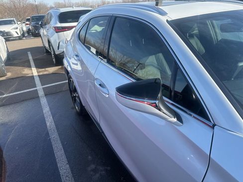 Certified 2025 Lexus UX 300h 300h Premium w/ Accessory Package (Z1) image 8