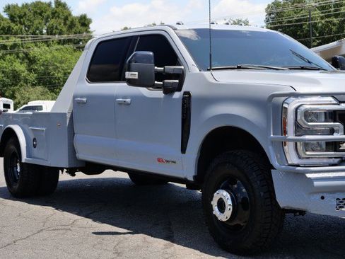 Used 2024 Ford F350 Lariat w/ FX4 Off-Road Package AWD/4WD image 13