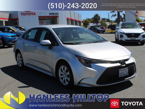 Used 2023 Toyota Corolla LE FWD image 5