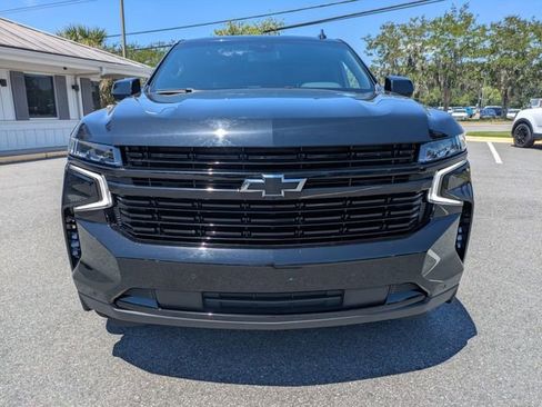 Used 2024 Chevrolet Suburban RST w/ Sport Performance Package RWD image 10