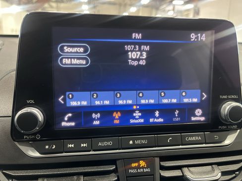 Used 2024 Nissan Altima 2.5 SR FWD image 34