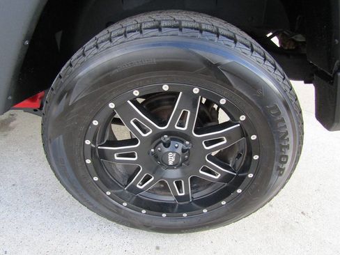 Used 2017 Jeep Wrangler Sport w/ Trailer Tow Group image 9