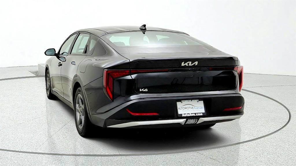 Used 2025 Kia K4 FWD image 6