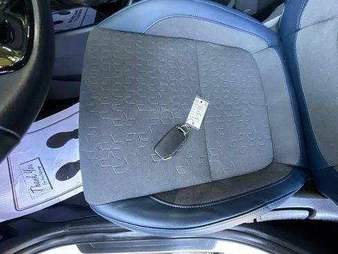Used 2024 Kia Seltos S AWD/4WD image 32