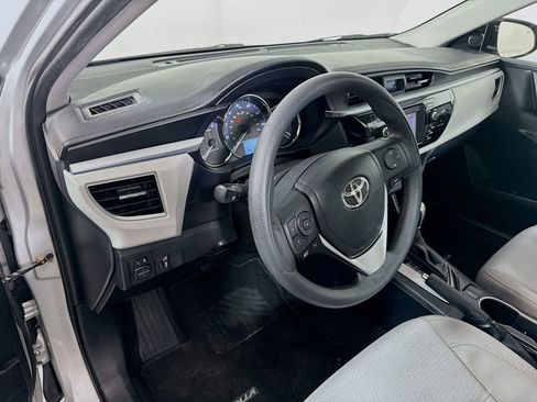 Used 2016 Toyota Corolla LE image 7