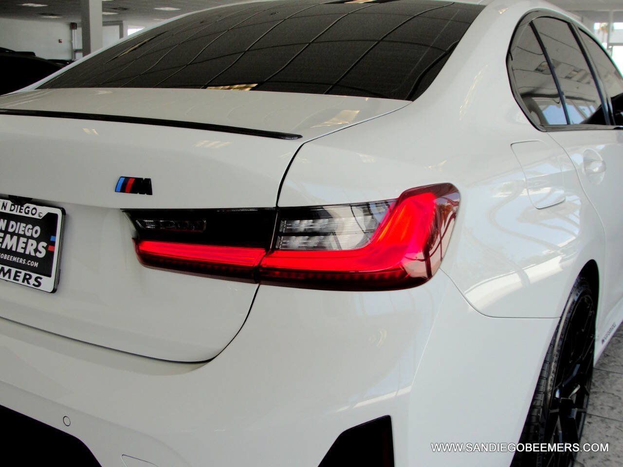 Used 2023 BMW 330i Sedan w/ M Sport Package RWD image 12
