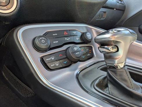 Used 2019 Dodge Challenger SXT w/ Driver Convenience Group image 13