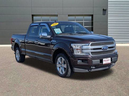 Used 2018 Ford F150 Platinum w/ Equipment Group 701A Luxury AWD/4WD image 3