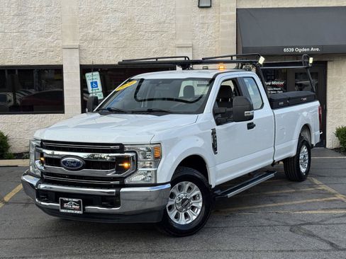Used 2022 Ford F250 XL w/ STX Appearance Package RWD image 2