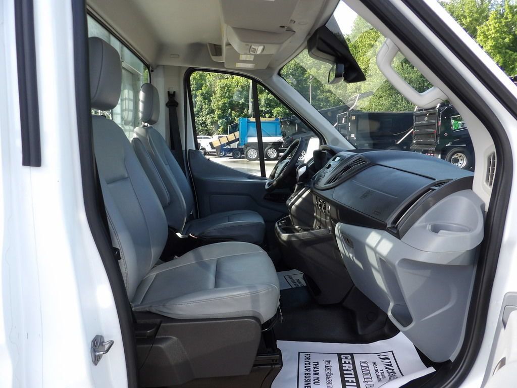 Used 2019 Ford Transit 250 138 RWD image 28
