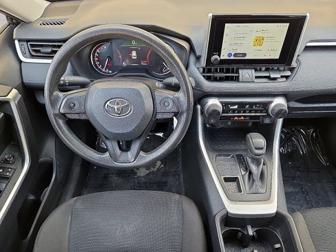 Used 2025 Toyota RAV4 LE AWD/4WD image 17