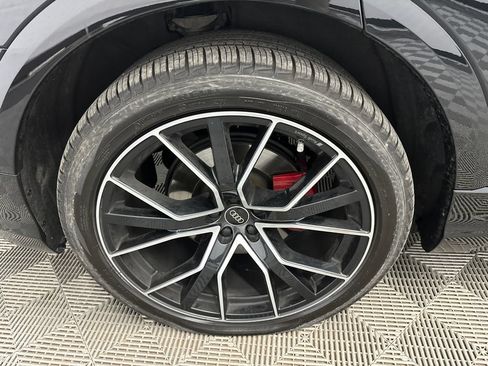 Used 2022 Audi SQ8 Prestige AWD/4WD image 19