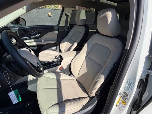 New 2026 Lincoln Corsair Grand Touring image 22