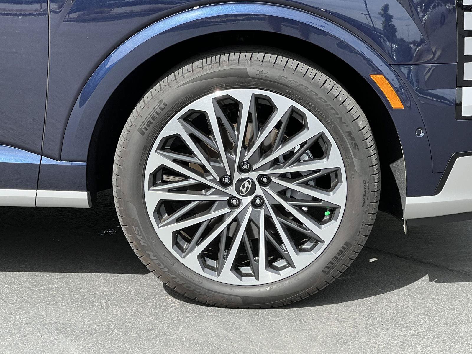 Certified 2026 Hyundai Palisade Calligraphy AWD/4WD image 26