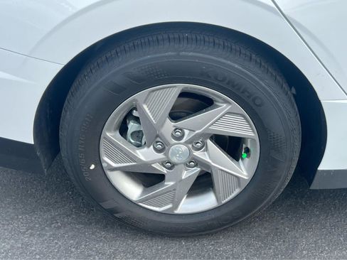 New 2026 Hyundai Sonata SE FWD image 15