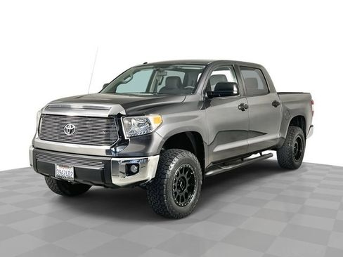 Used 2017 Toyota Tundra SR5 w/ TRD Off Road Package AWD/4WD image 1