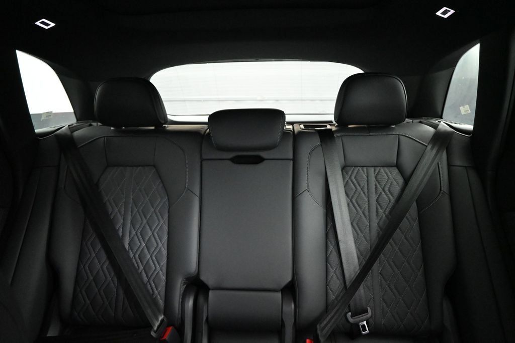 New 2026 Audi SQ5 Premium Plus AWD/4WD image 17