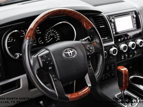 Used 2019 Toyota Sequoia Platinum AWD/4WD image 13