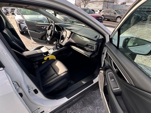 Used 2024 Subaru Outback Limited image 16